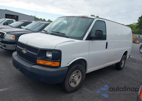 2012 Chevrolet Express 2500 Work Van z USA, uszkodzony, nr VIN 1GCWGFFA5C1124188